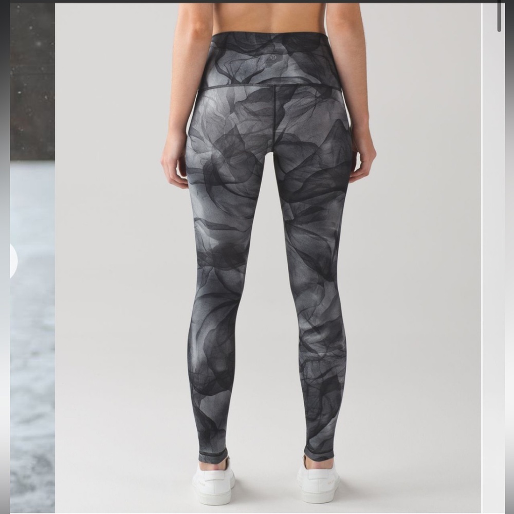 Lululemon Wunder Under Pant (Hi-Rise) Midnight Tulle Multi‎ Black Sz 2